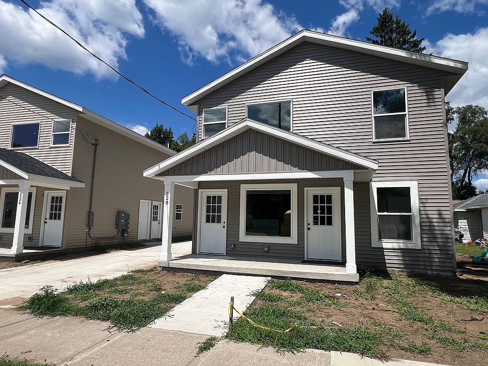 1st image of 528 Oak Ave #1
