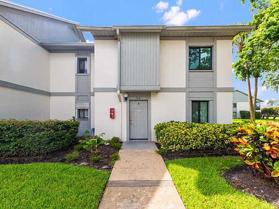3rd image of 2233 NW 22nd Ave APT 108