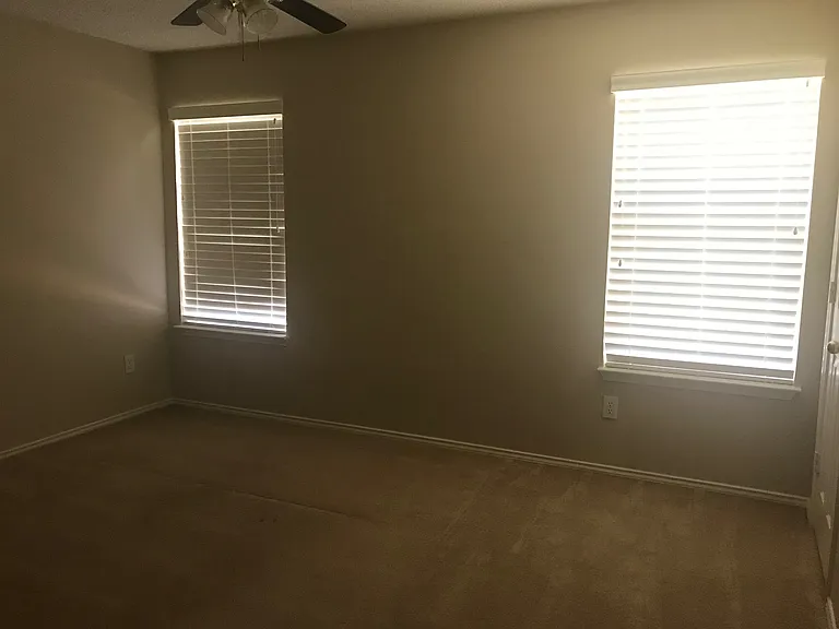 8025 Alderwood Dr — Photo 20