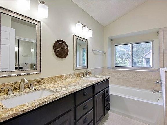 5th image of 16102 Washburn Pl