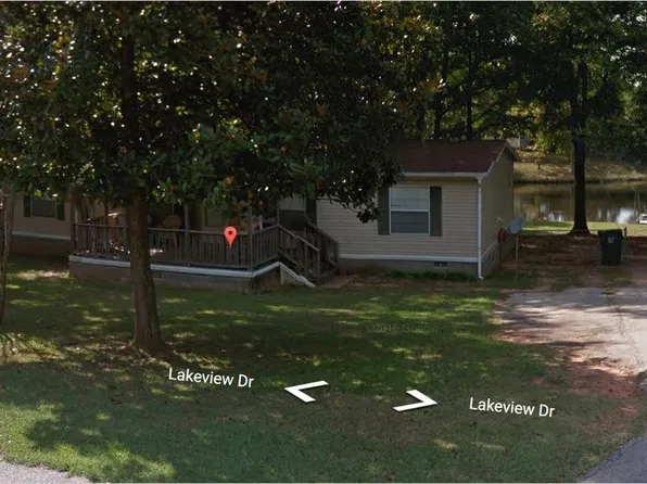 242 Lakeview Dr, Locust Grove, GA 30248