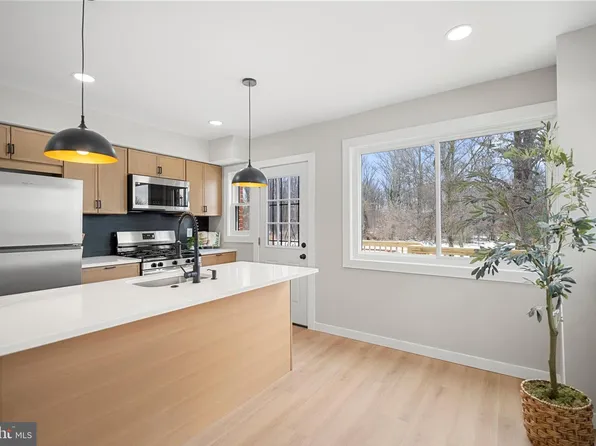 4933 38th Ave, Hyattsville, MD 20782