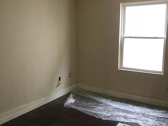 2nd image of 271 Mount Prospect Ave #A