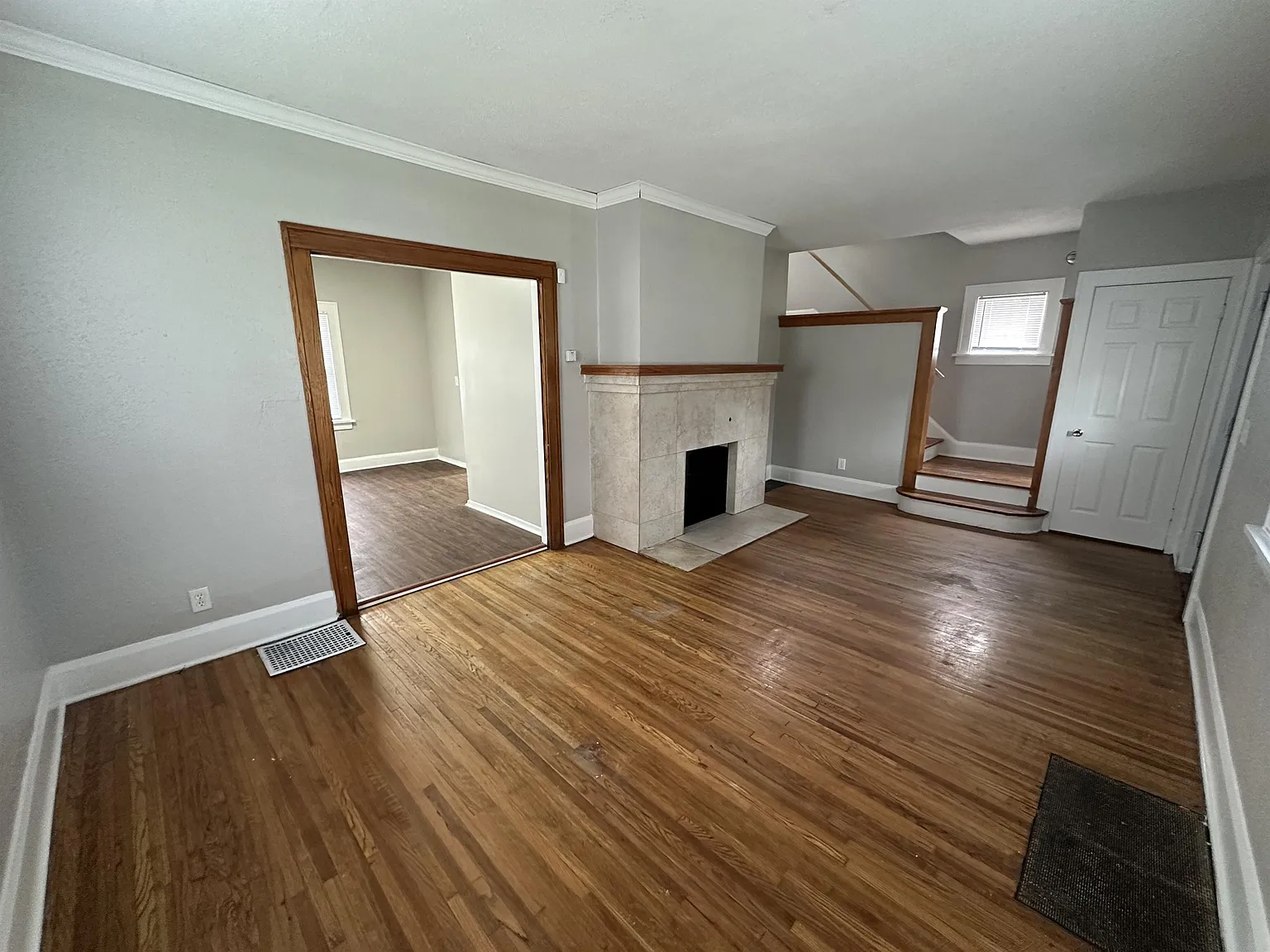 3 bed, 1.5 bath, 1500 sqft, $1,500 — Photo 3