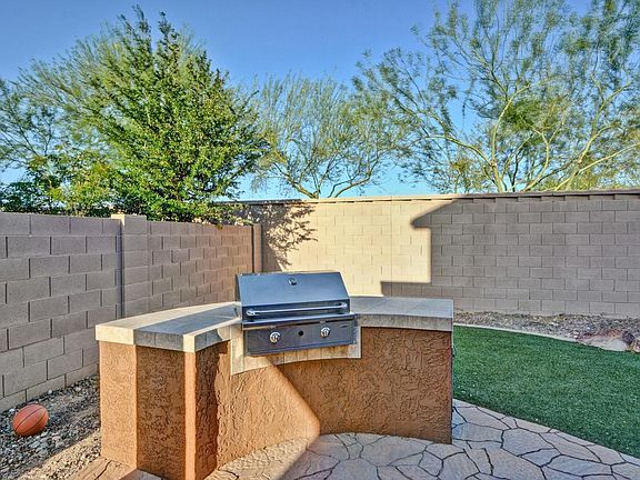 5th image of 25879 N 107th Dr