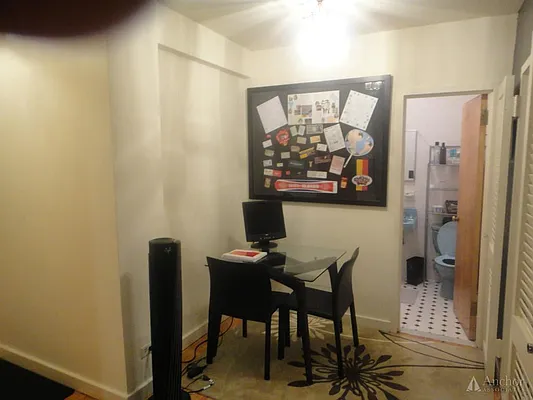 Rented by Anchor Associates | media 38