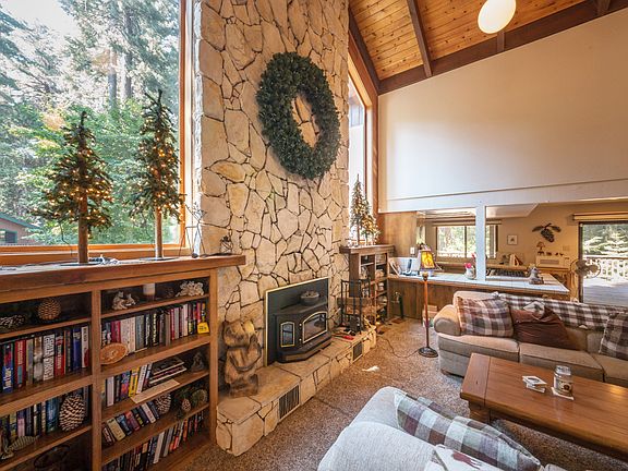 3rd image of 39145 Checkerbloom Ln