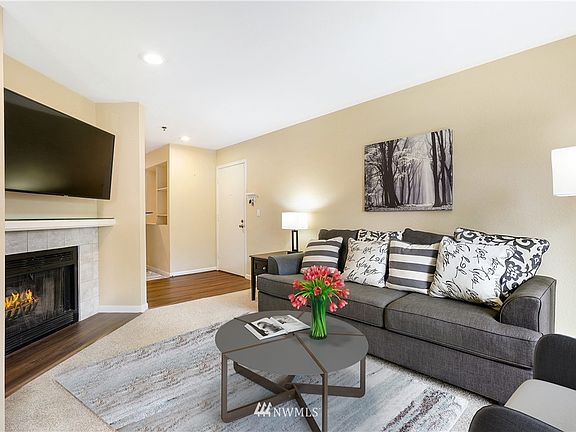 5th image of 17429 NE 88th Pl Unit 29
