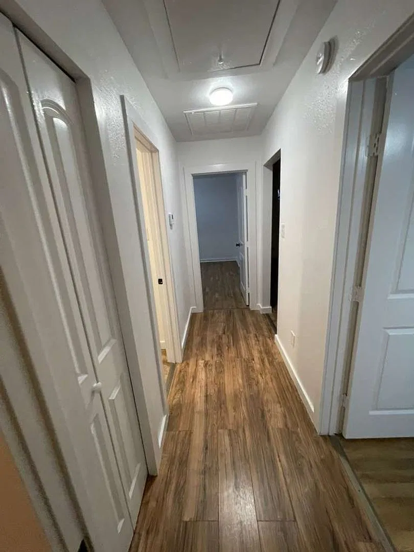 Charming Updated 3-Bedroom Home in Denison, — Photo 2