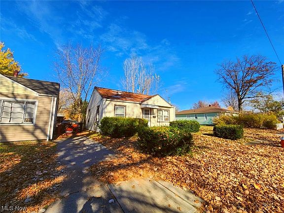 3rd image of 12404 Matherson Ave