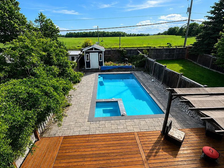 48 Meadowlark Dr — Photo 2