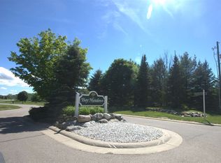 7931 Bay Meadow Dr, Harbor Springs, MI 49740