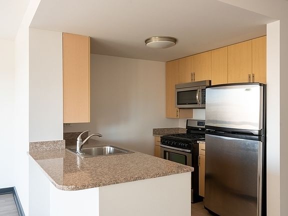 4th image of 153-50 89th Ave #1123