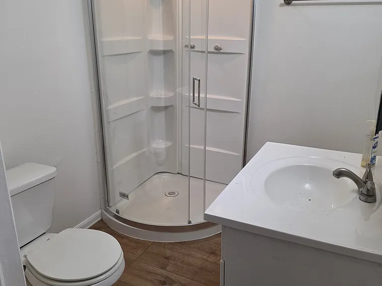 1242 E 100th Pl — Photo 14