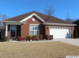 1220 Excalibur Dr SW, Decatur, AL 35603