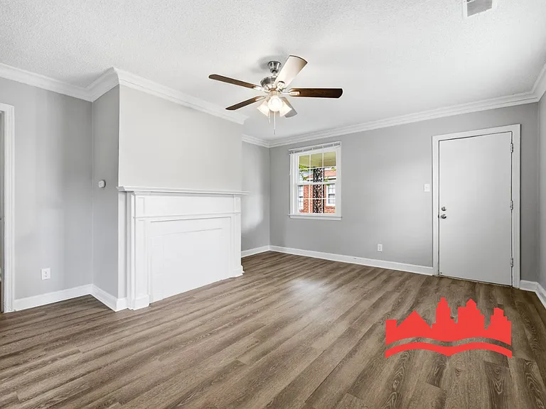 1698 Edward Ave — Photo 8