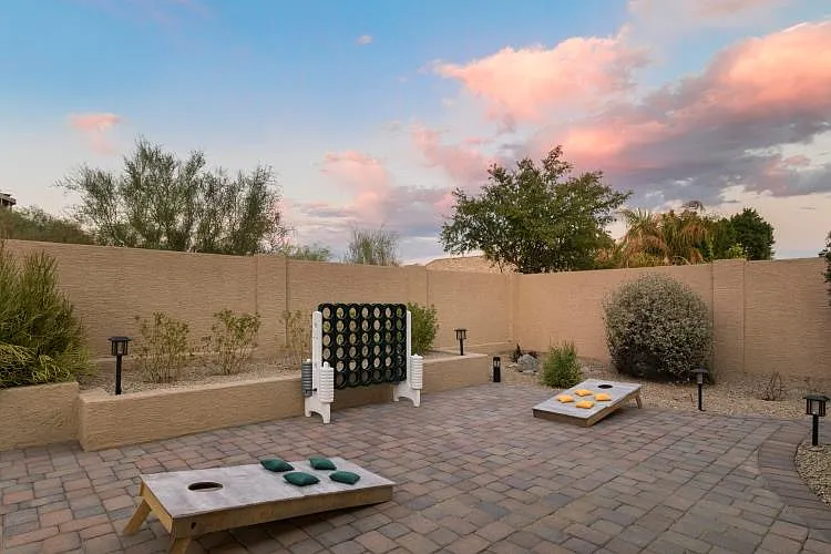 2320 E Behrend Dr — Photo 48