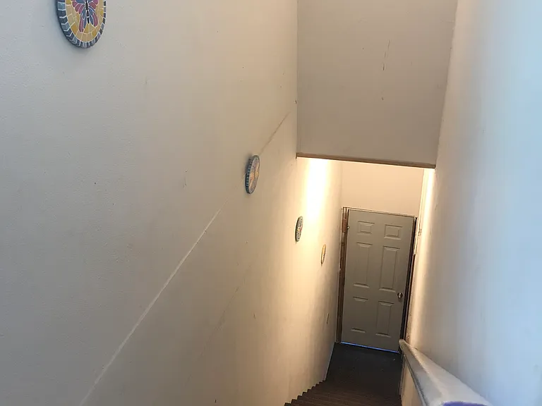 13717 Witt Ln — Photo 14