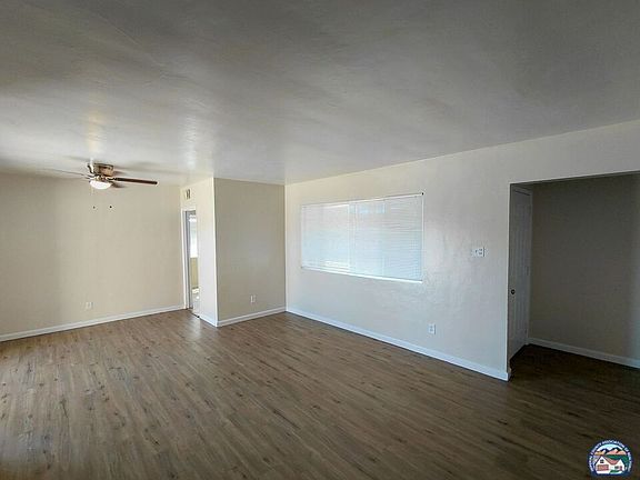 3rd image of 658 S Cesar Chavez St