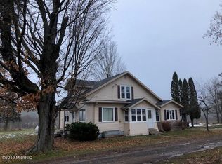 7602 Lakola Rd, Reed City, MI 49677