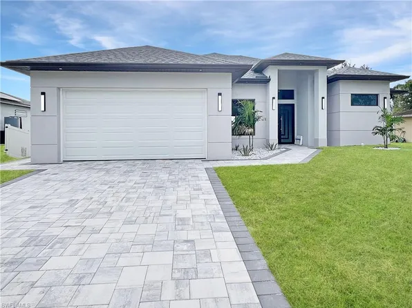 1028 Alaska AVE, LEHIGH ACRES, FL 33971