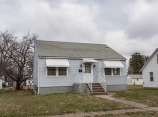 1316 10th St, Columbus, NE 68601