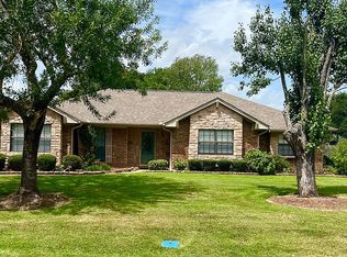 175 Rose St, Bridge City, TX 77611