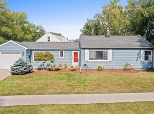 1003 10th St NE, Rochester, MN 55906