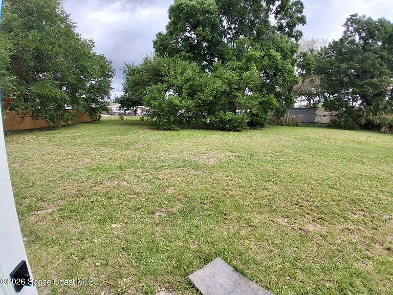 388 Hibiscus Ave — Photo 15