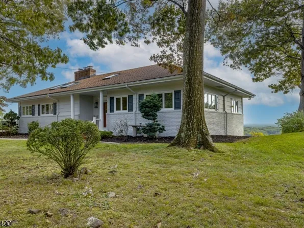 1597 Deer Path, Mountainside Boro, NJ 07092