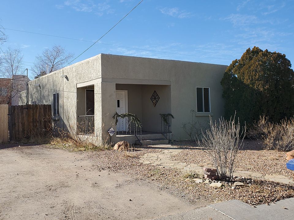 1st image of 1218 Summer Ave NW