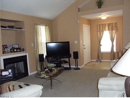 3rd image of 1613 Orchard Grove Dr