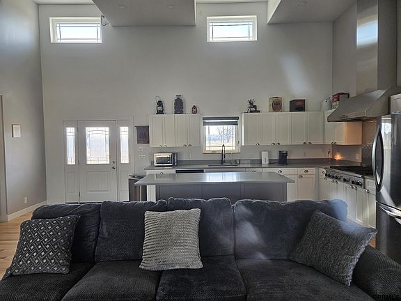 5th image of 6570 Country Rd #32