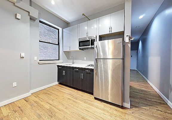 2nd image of 74 Eldert St APT 1A