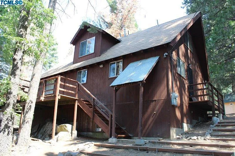 52808 Alpine Dr photo 1
