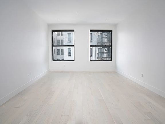 3rd image of 611 W 142nd St #3B