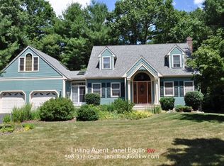 43 Ian Keats Dr, Mansfield, MA 02048