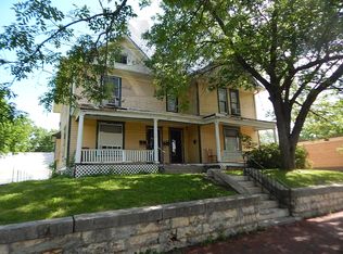 812 SW 6th Ave, Topeka, KS 66603