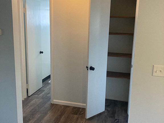 5th image of 322 Washington St #2