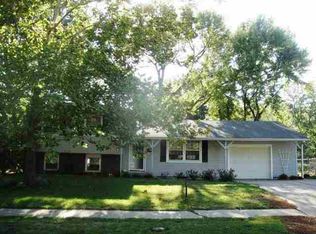 3036 SW College Ave, Topeka, KS 66611