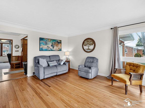 5th image of 2152 W Rauch Rd