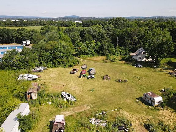 5th image of 159 Caldwell Ln
