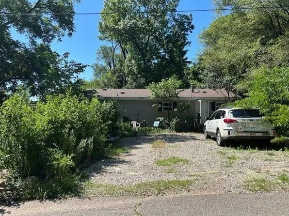 813 McCourtie St, Kalamazoo, MI 49008