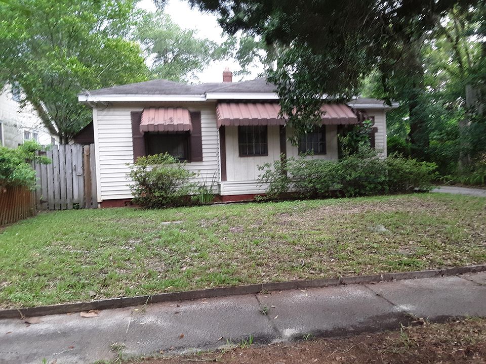 1st image of 415 Sunset Dr