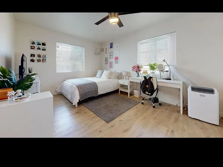 6180-82 Mary Lane Dr — Photo 7