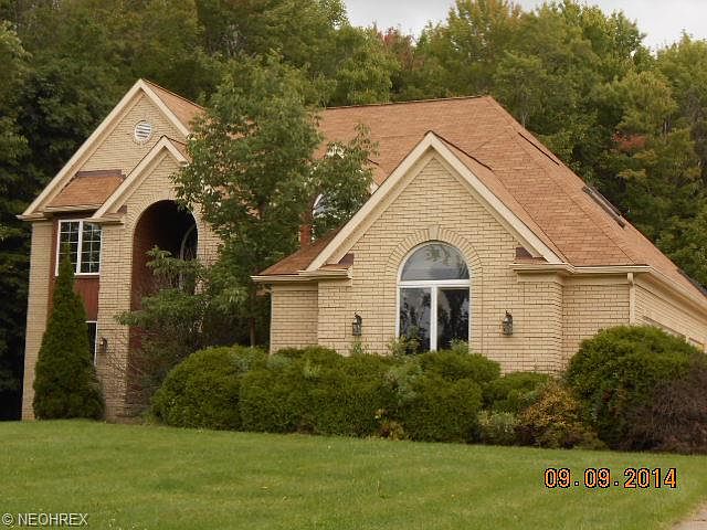 1st image of 9465 Airlane Dr