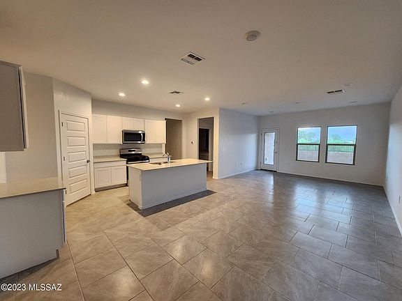 3rd image of 3510 N Kellen Canyon Ct