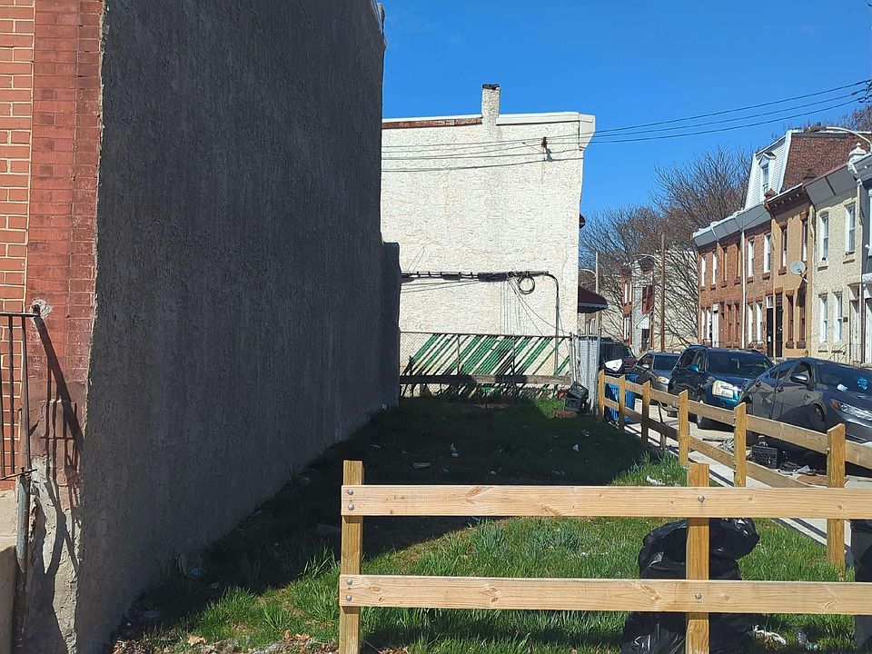 2nd image of 3029 W York St