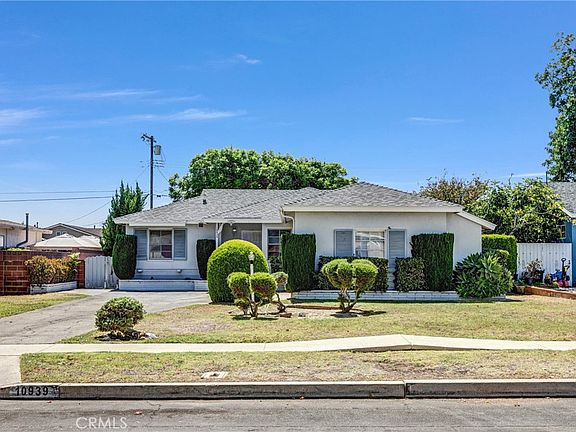 2nd image of 10939 Gloria Ave