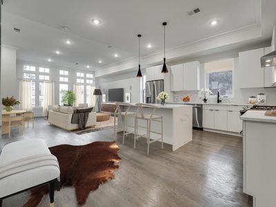 104 Lincoln St FLOOR 2, Jersey City, NJ, 07307